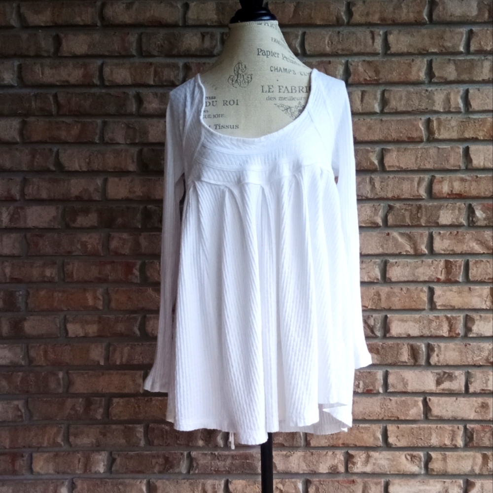 Free People White Long Sleeve Boho Tunic Top.
